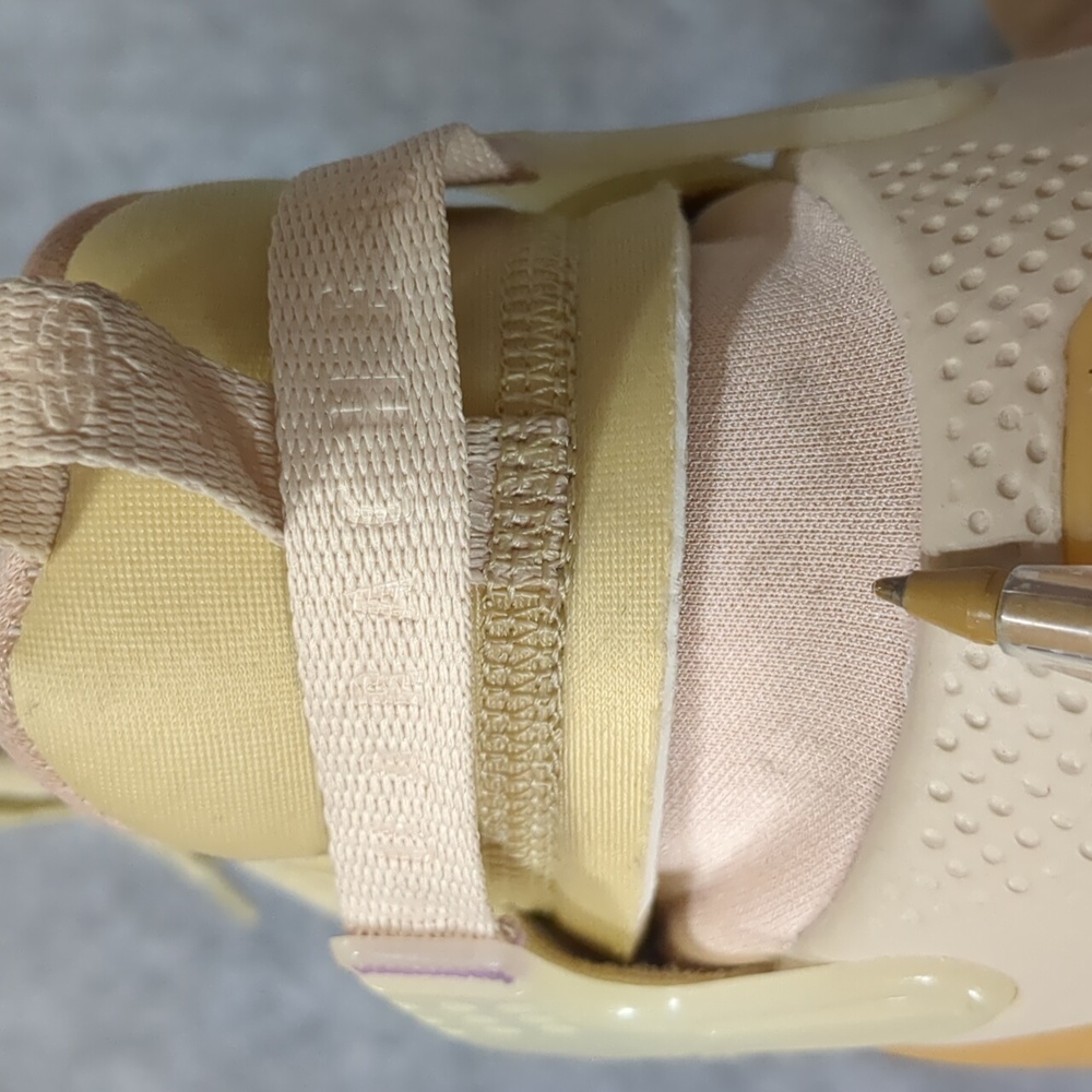 Nike Women's Athletic Shoes Beige - Picture 7 of 10